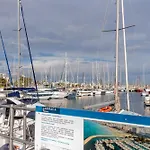 Telmar Port Sea View - 10 Minutes Walk From Finikoudes Apartman