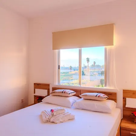 Telmar Port Sea View - 10 Minutes Walk From Finikoudes Apartman *