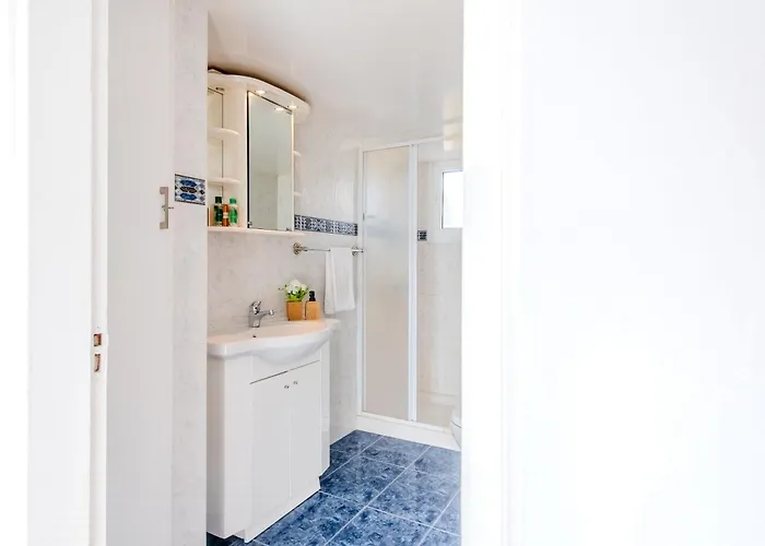 Telmar Port Sea View - 10 Minutes Walk From Finikoudes Apartman *