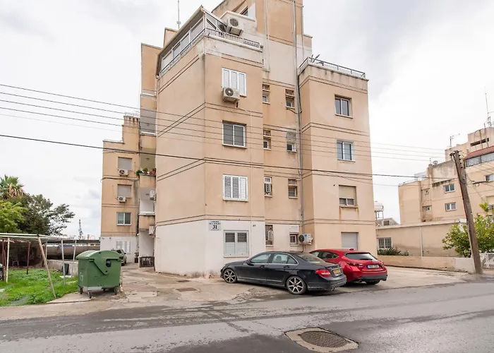 Apartman Telmar Port Sea View - 10 Minutes Walk From Finikoudes Lárnaka